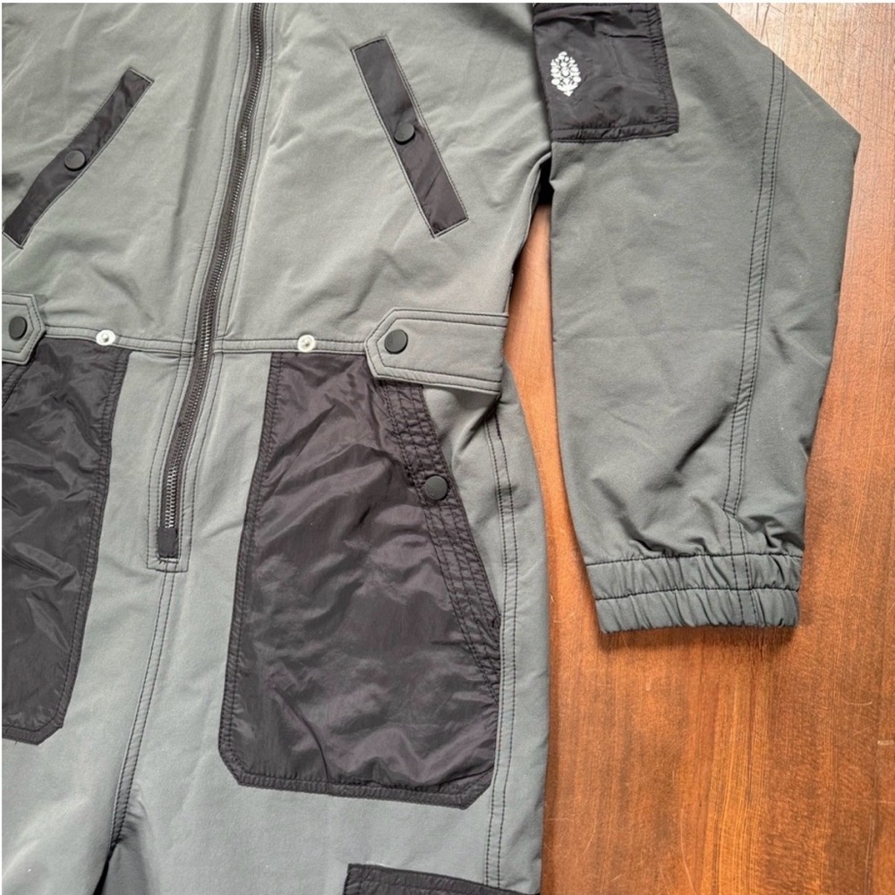 Mountain Blazin' coverall - BNWT - Picture 6 of 11